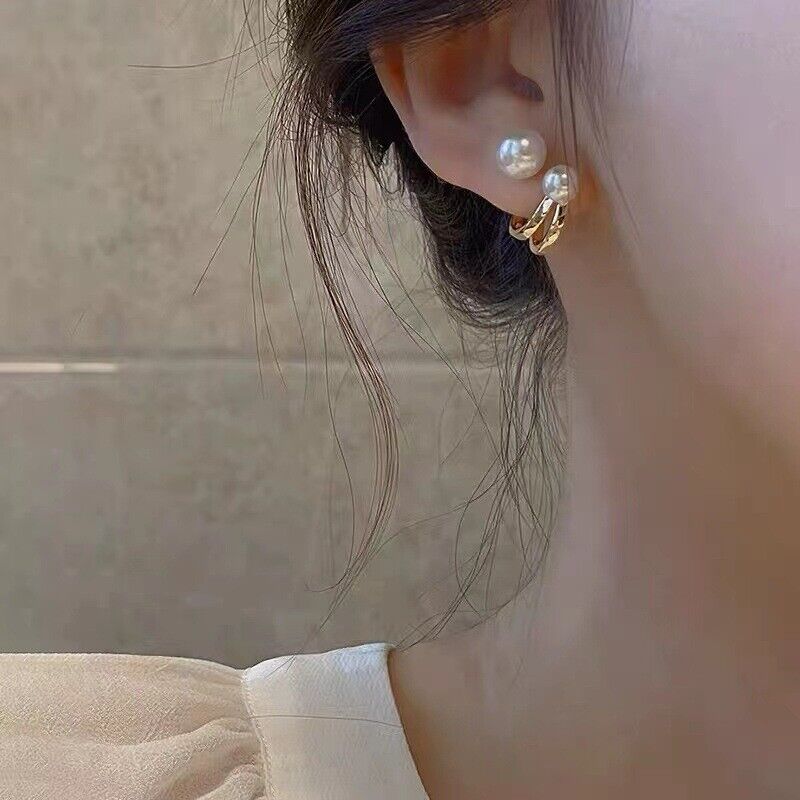 Bow Pearl Huggie Earring