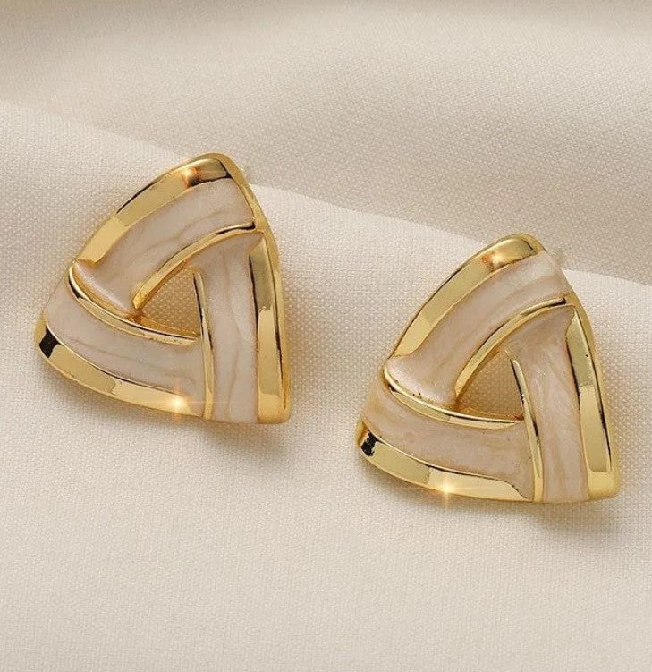 WHITE TRIANGLE STUD KOREAN EARRINGS