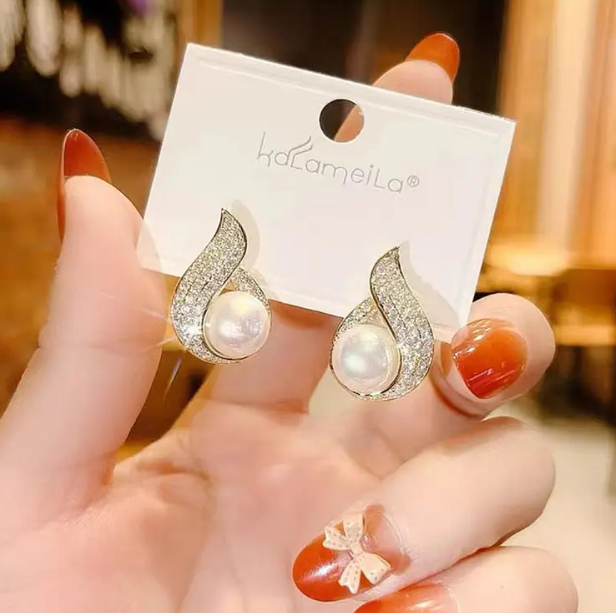 Pearl Zircon Earring