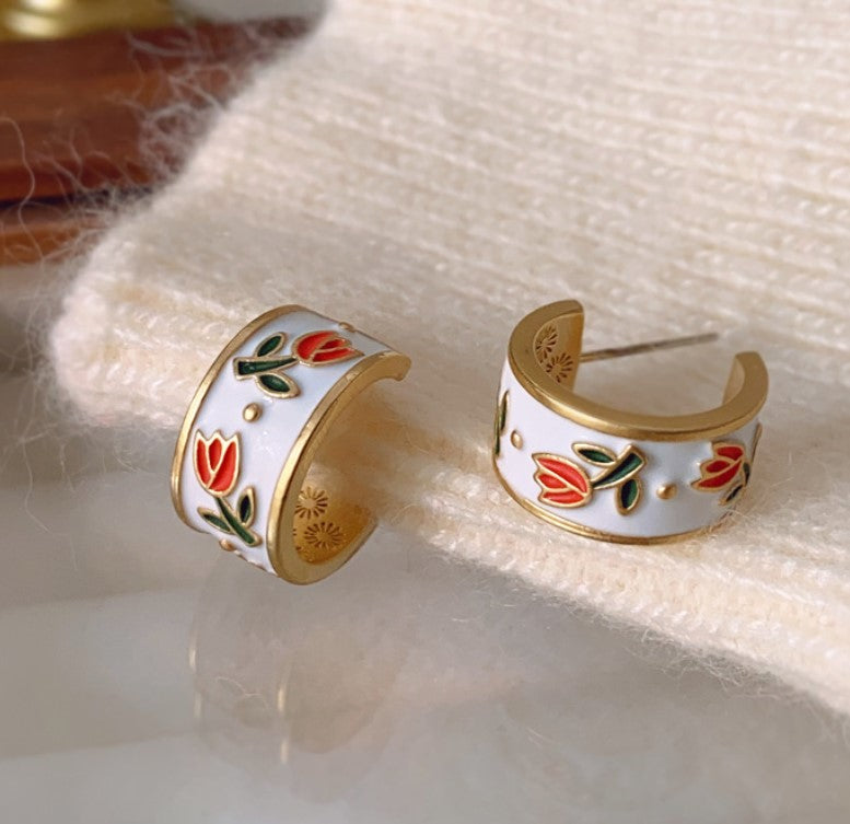 SMALL FLOWER HOOP KOREAN EARRINGS