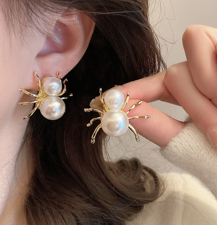 SPIDER BIG PEARLS STUDS KOREAN EARRINGS