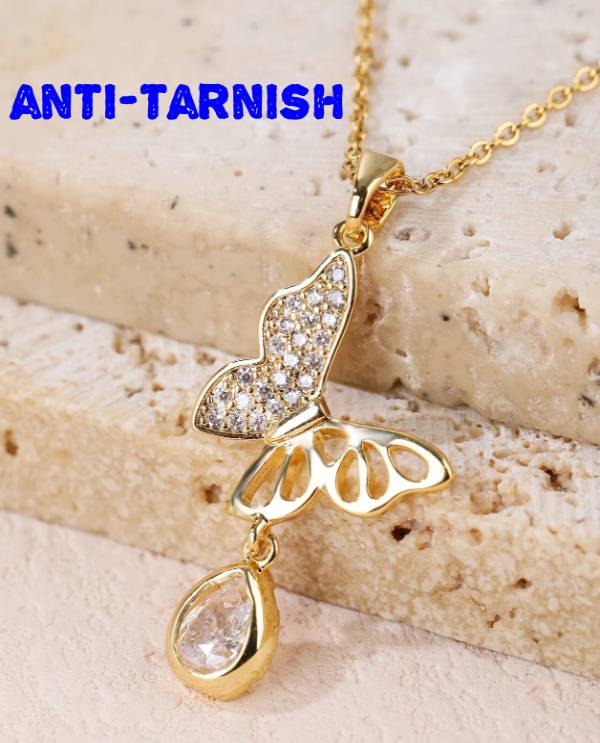 Butterfly pendant Chain Necklace